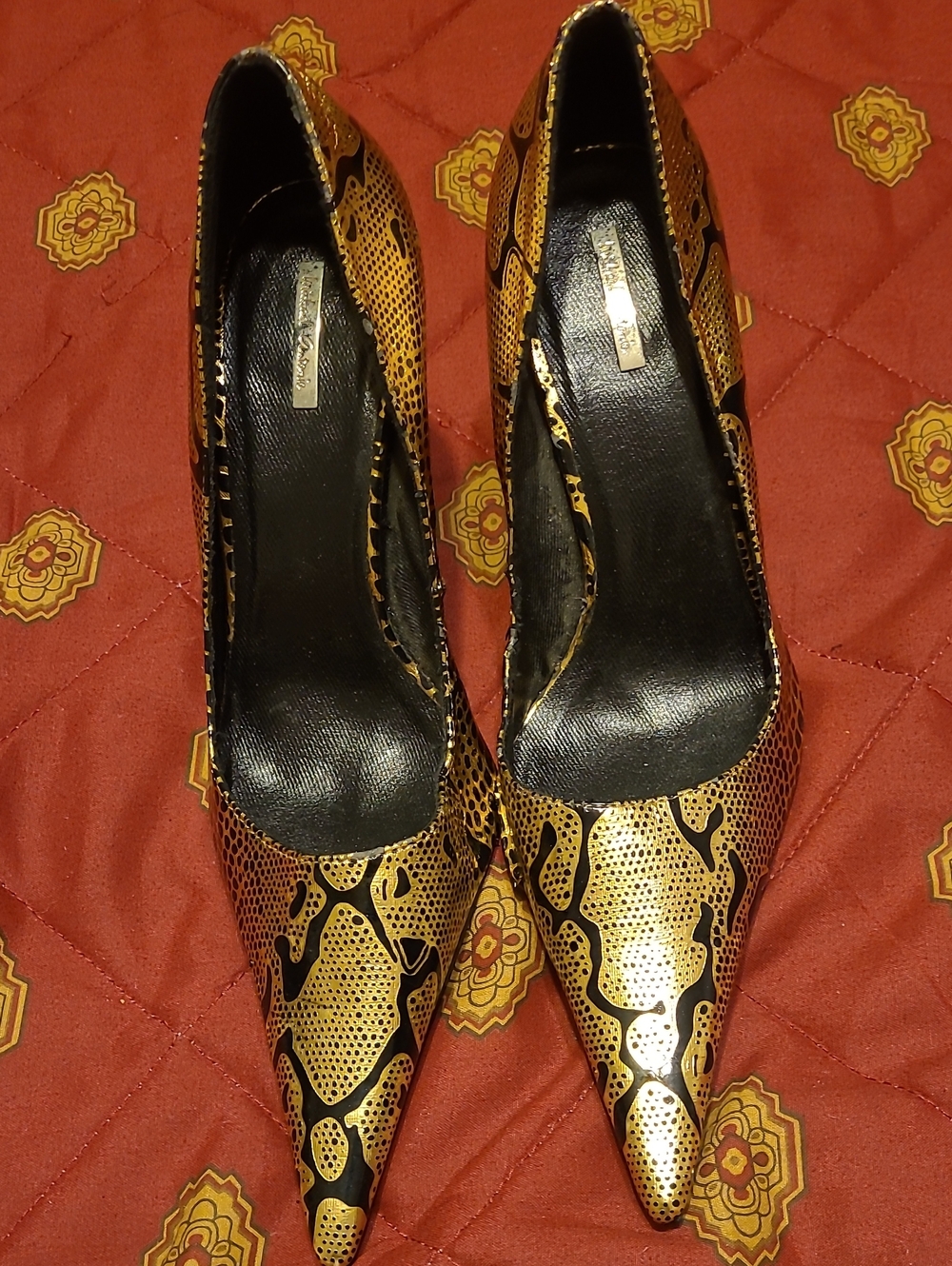 Women's Pointed Toe Gold and Black Stiletto Heels